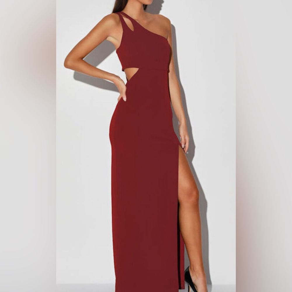 Lulus Elegant One-Shoulder Burgundy Dress worn once!